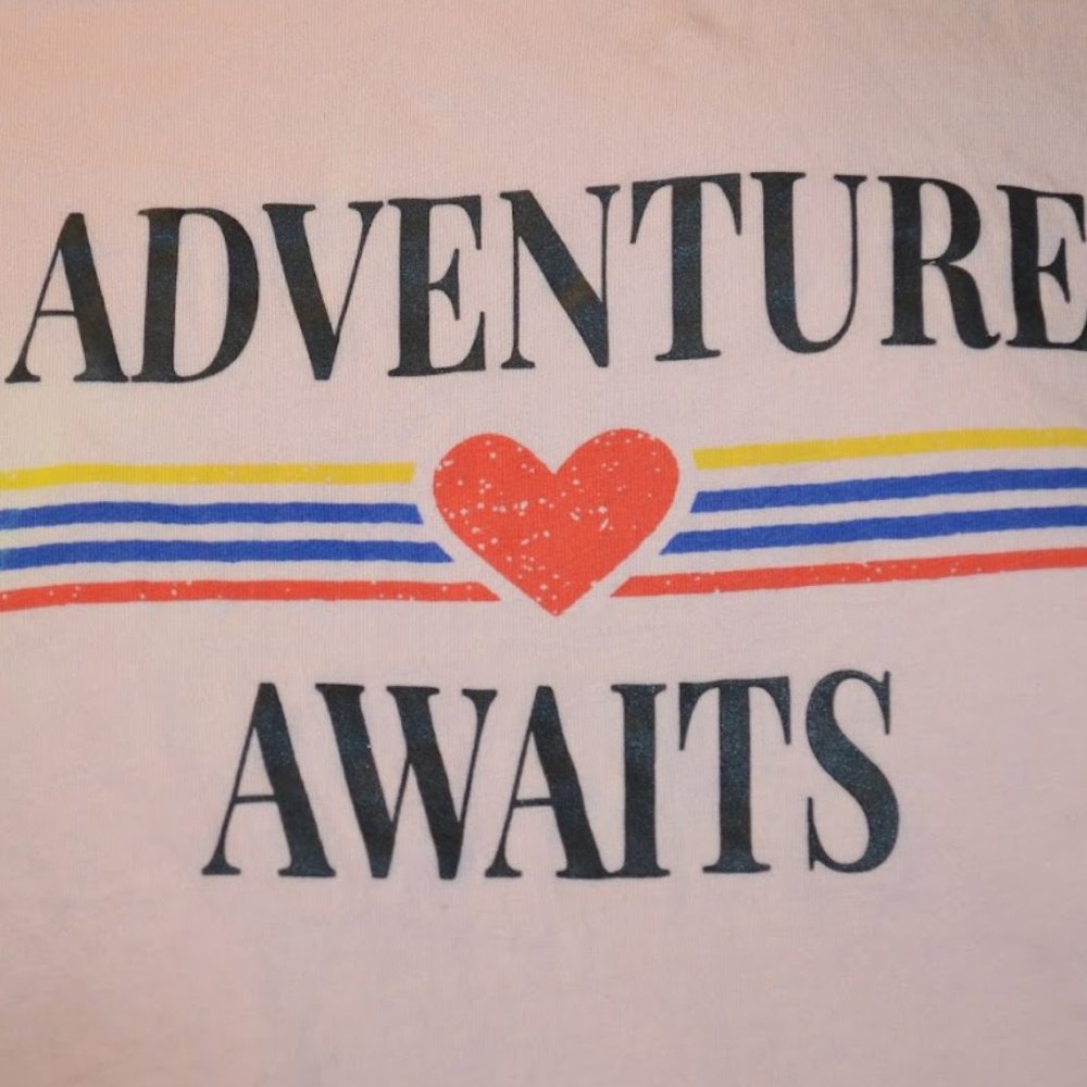 Adventure Awaits Short Sleeve Tee Size XL